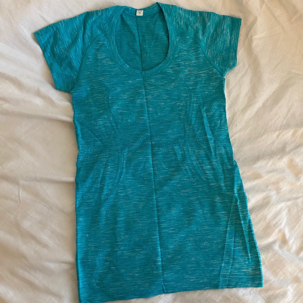 Beautiful blue lulu tank